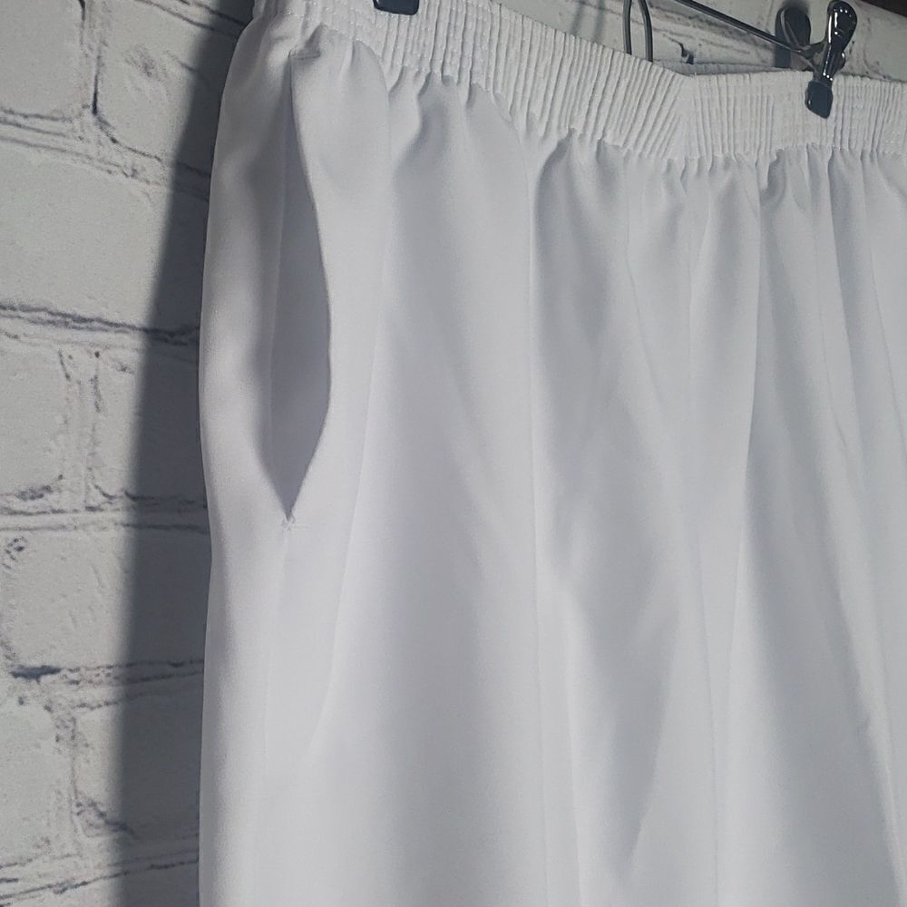 ‎Allison Daley White Dress Pants - Picture 2 of 9